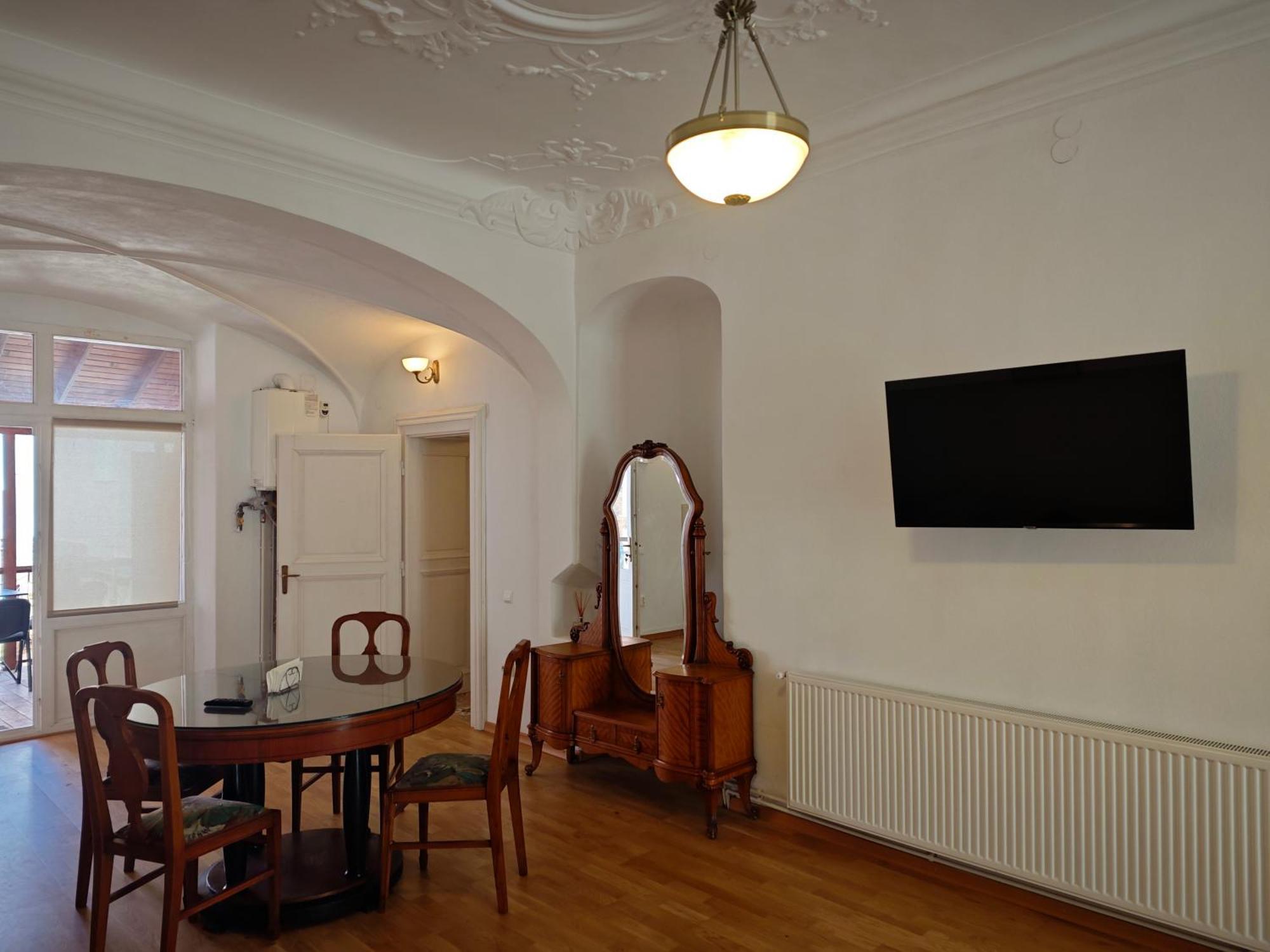 Clasic Studio Central Braşov Eksteriør billede