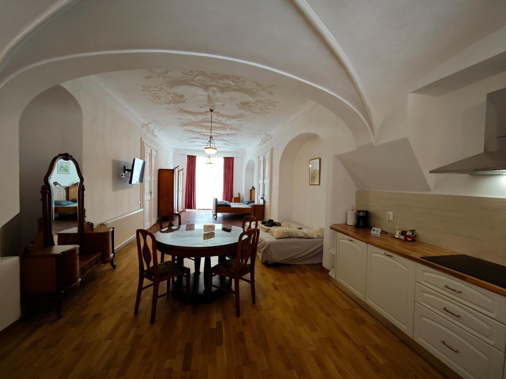 Clasic Studio Central Braşov Eksteriør billede