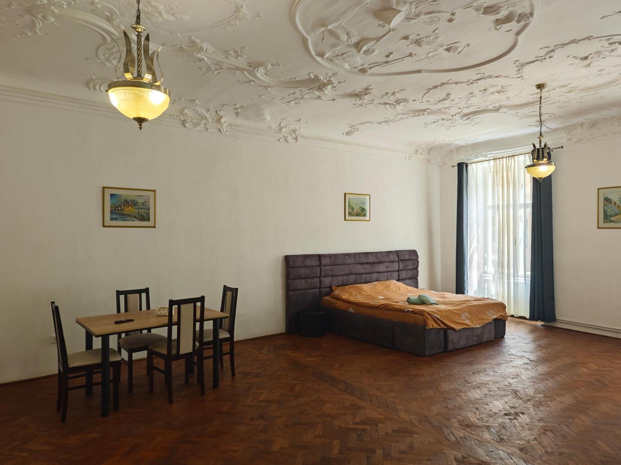 Clasic Studio Central Braşov Eksteriør billede